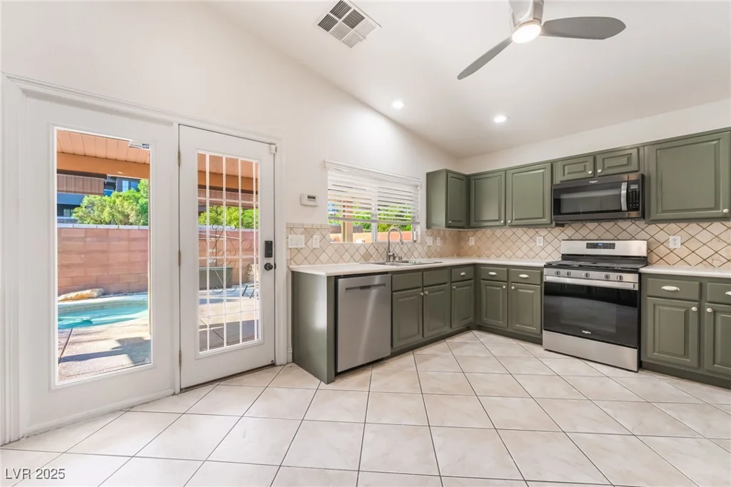 4329 Skimmers, North Las Vegas, NV 89084