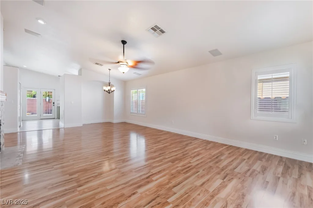 4329 Skimmers, North Las Vegas, NV 89084