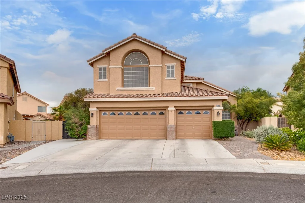 8253 Ruby Mountain, Las Vegas, NV 89128