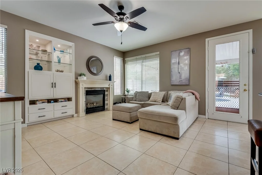 8253 Ruby Mountain, Las Vegas, NV 89128