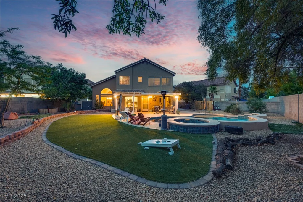 8253 Ruby Mountain, Las Vegas, NV 89128
