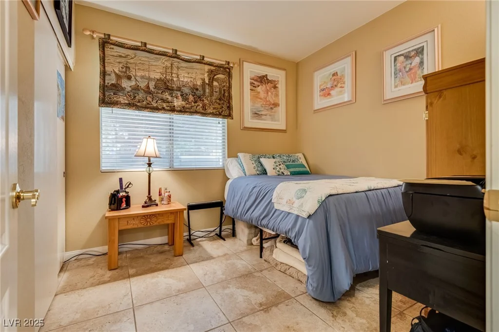 8253 Ruby Mountain, Las Vegas, NV 89128