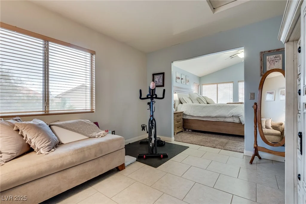 8253 Ruby Mountain, Las Vegas, NV 89128