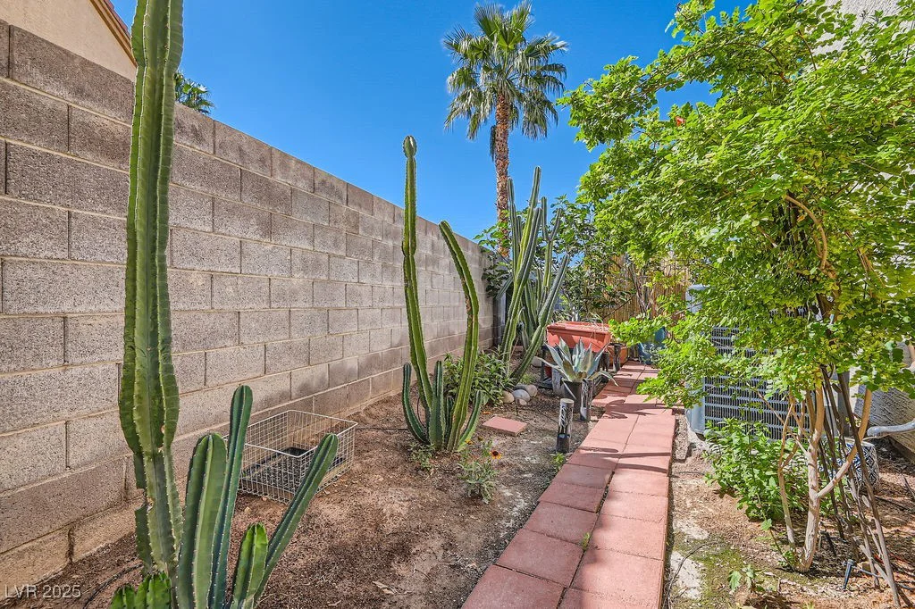 1672 Cloister, Henderson, NV 89014