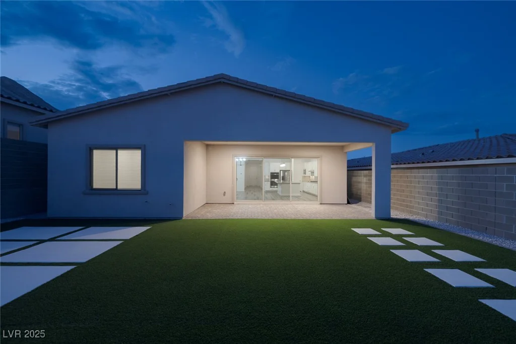 11617 Peregrine Point, Las Vegas, NV 89138