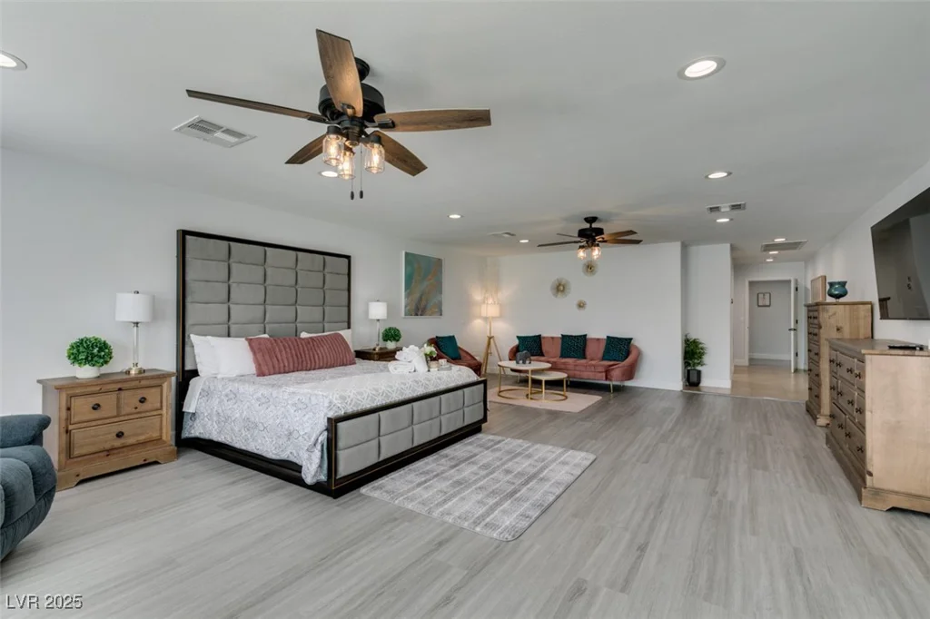 6419 Eldora, Las Vegas, NV 89146