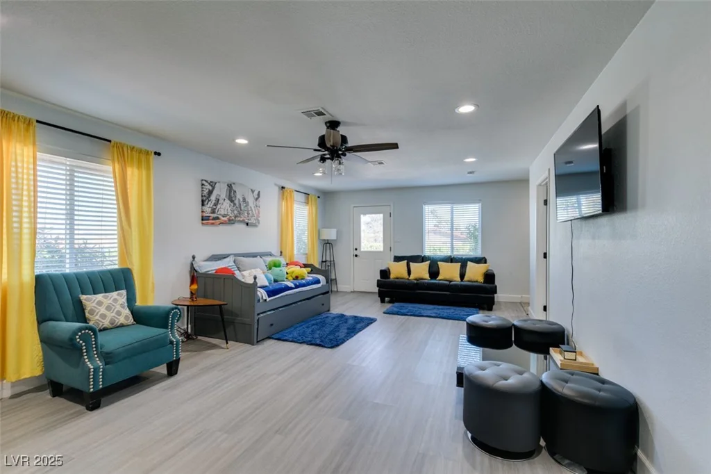 6419 Eldora, Las Vegas, NV 89146