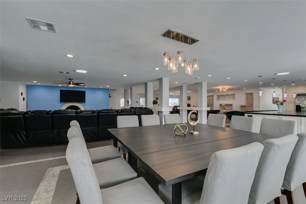 6419 Eldora, Las Vegas, NV 89146