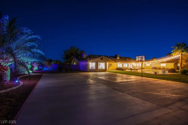 6419 Eldora, Las Vegas, NV 89146