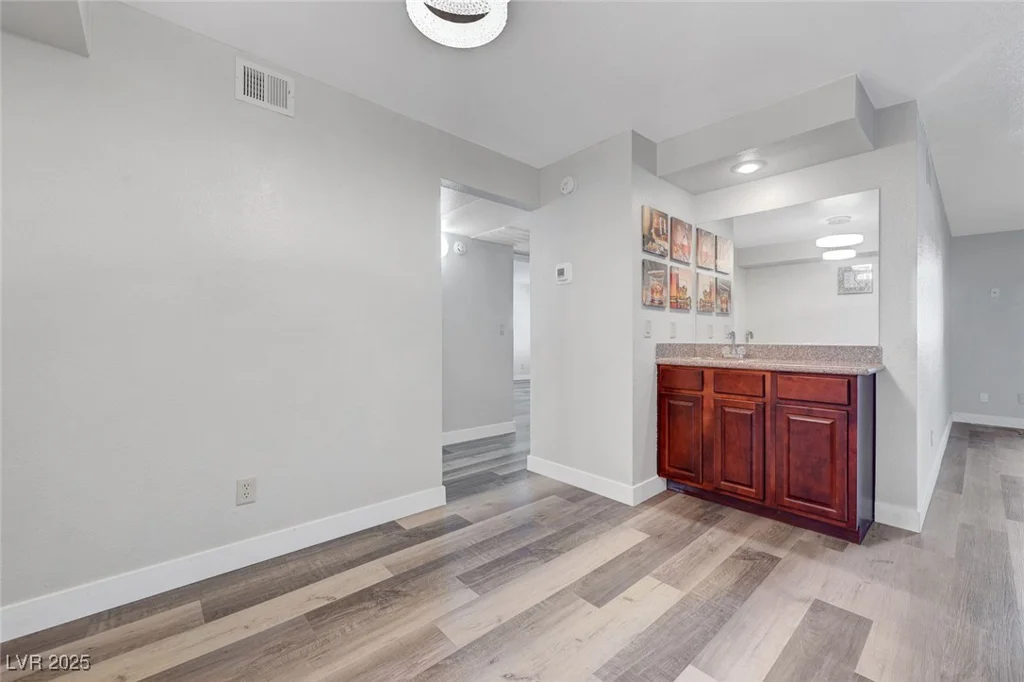 2451 Rainbow, Las Vegas, NV 89108