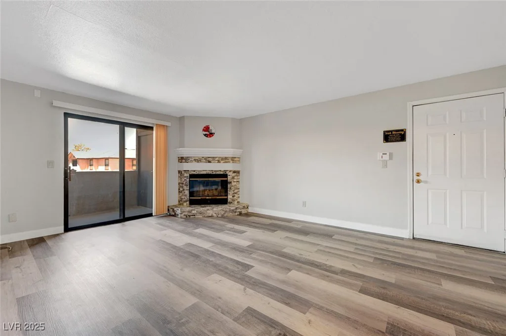 2451 Rainbow, Las Vegas, NV 89108