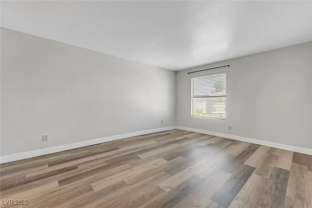 2451 Rainbow, Las Vegas, NV 89108