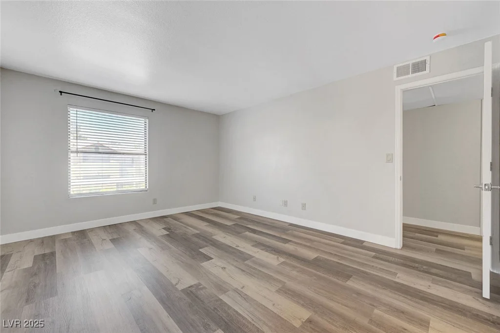 2451 Rainbow, Las Vegas, NV 89108