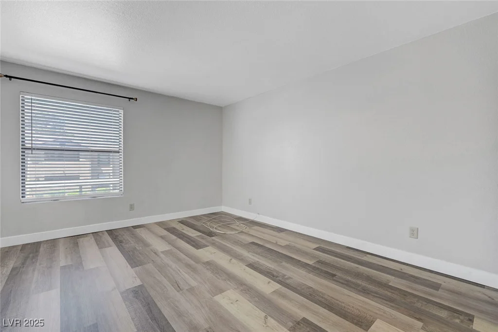 2451 Rainbow, Las Vegas, NV 89108