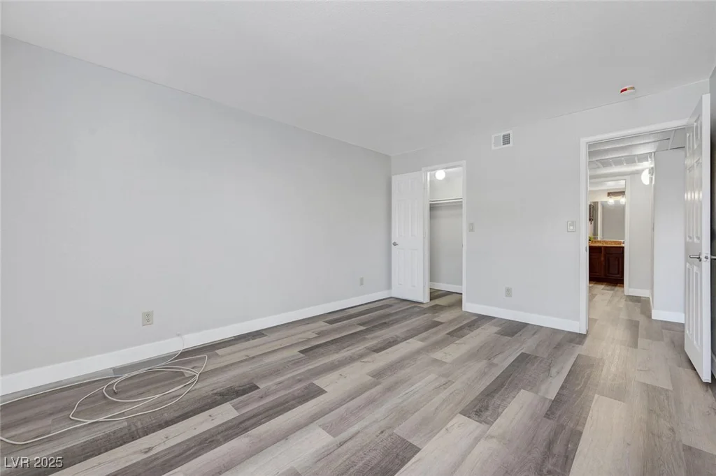 2451 Rainbow, Las Vegas, NV 89108