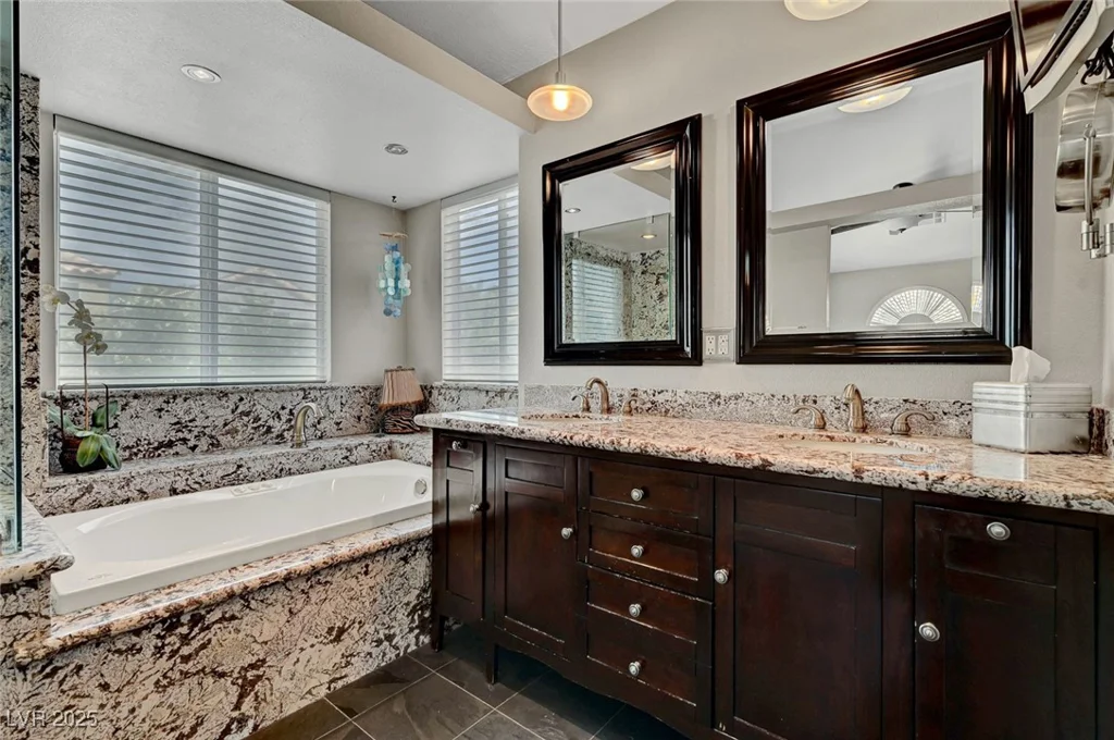 2429 Sun Shores, Las Vegas, NV 89128