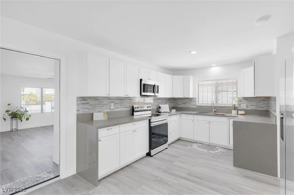 3805 San Angelo, Las Vegas, NV 89102