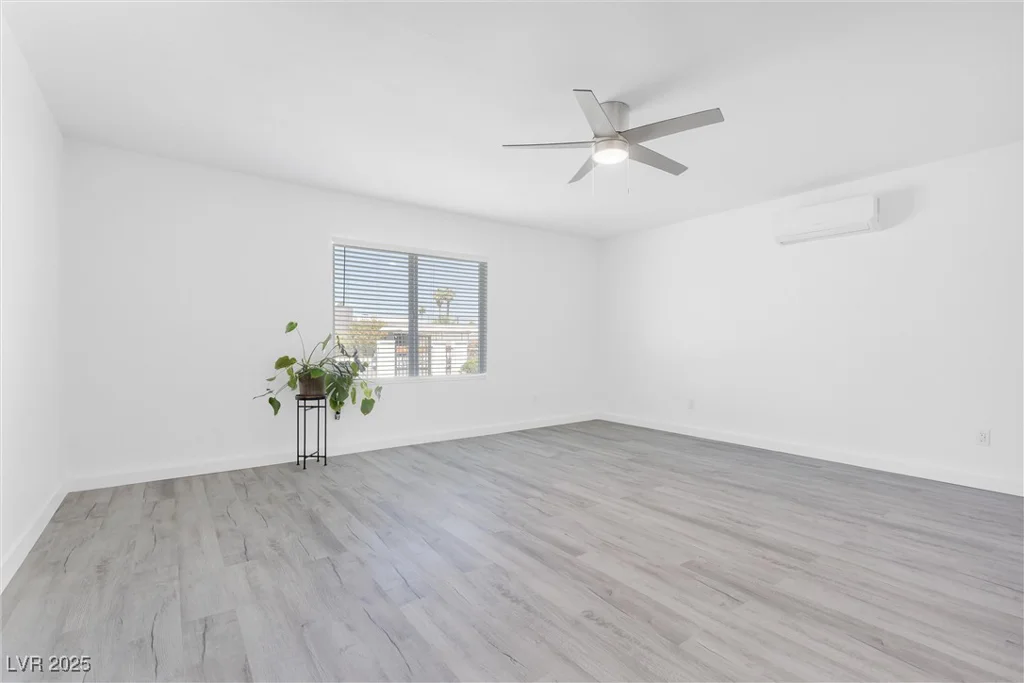 3805 San Angelo, Las Vegas, NV 89102