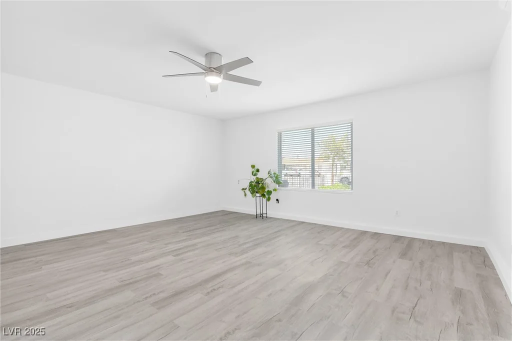 3805 San Angelo, Las Vegas, NV 89102