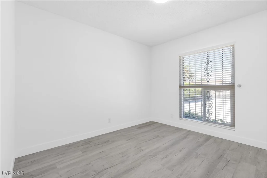 3805 San Angelo, Las Vegas, NV 89102