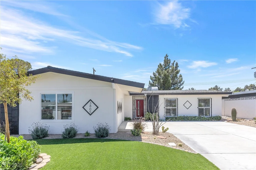 3805 San Angelo, Las Vegas, NV 89102