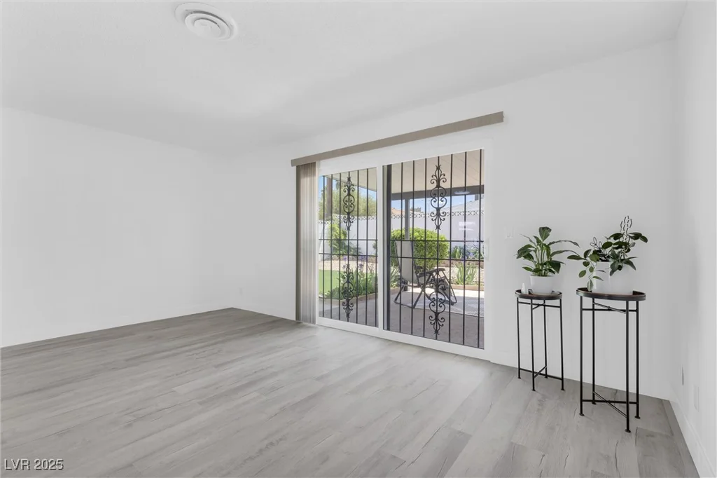 3805 San Angelo, Las Vegas, NV 89102