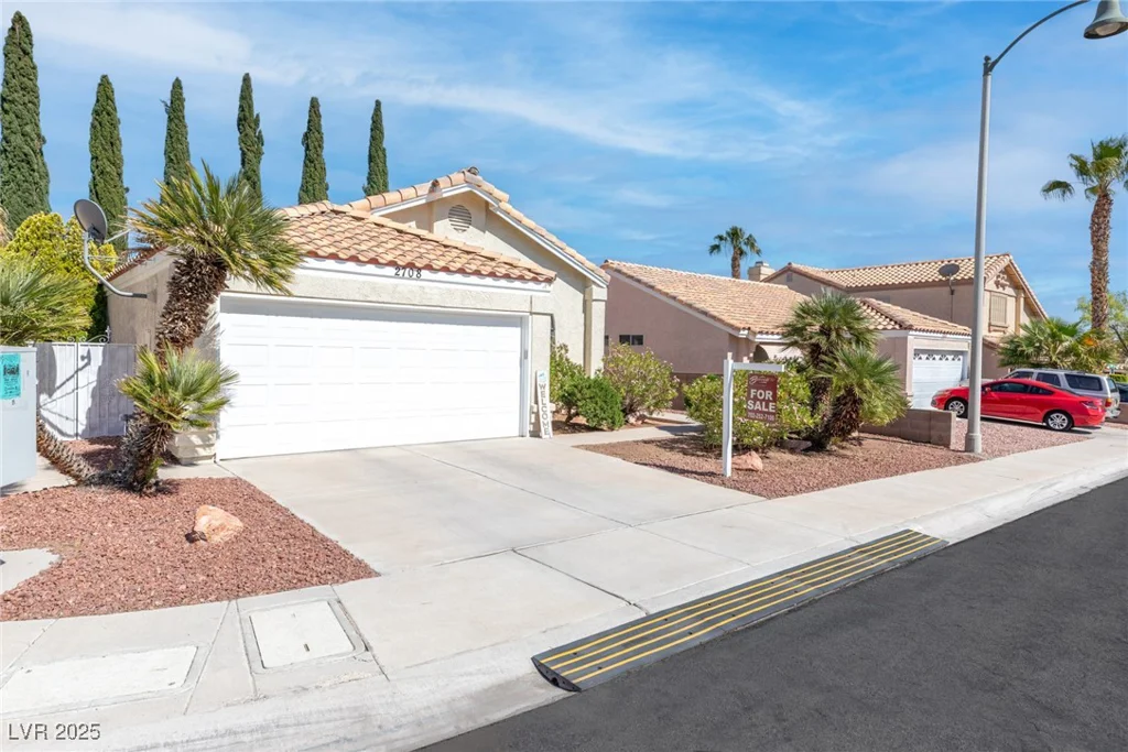 2708 Norbeck, Las Vegas, NV 89117