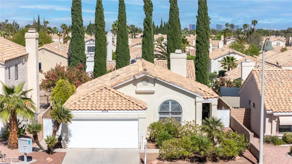 2708 Norbeck, Las Vegas, NV 89117