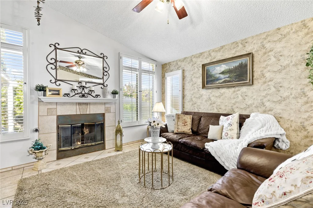 2708 Norbeck, Las Vegas, NV 89117
