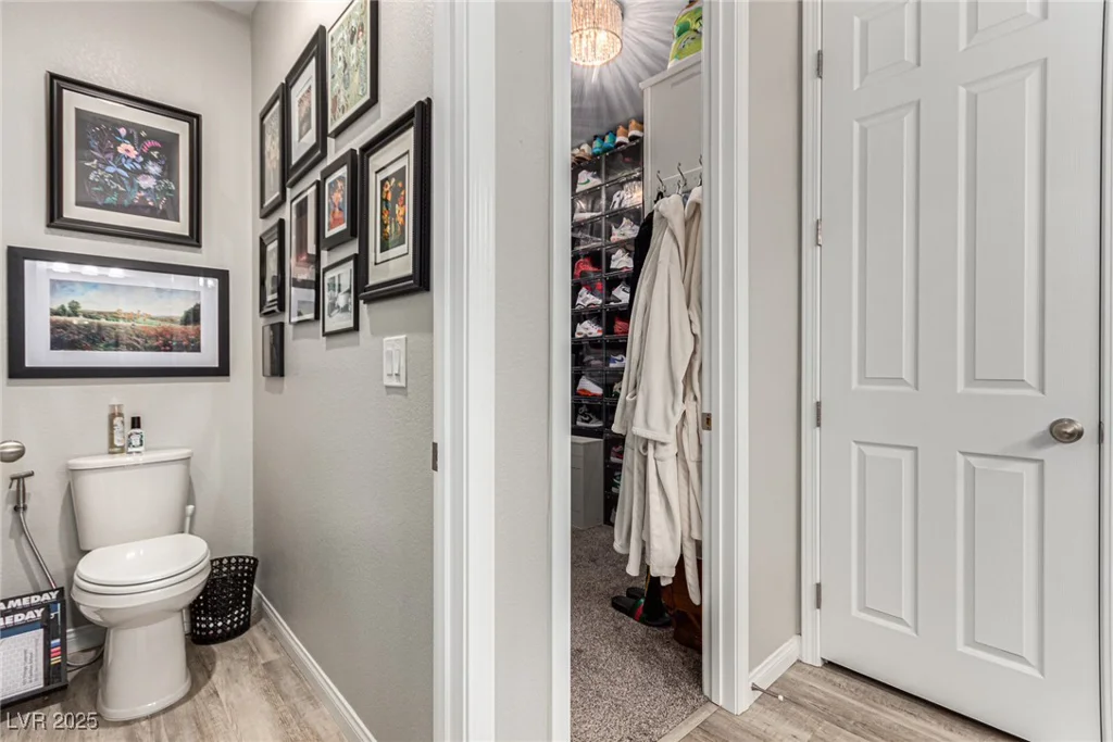 39 Castleton Tower, Henderson, NV 89011