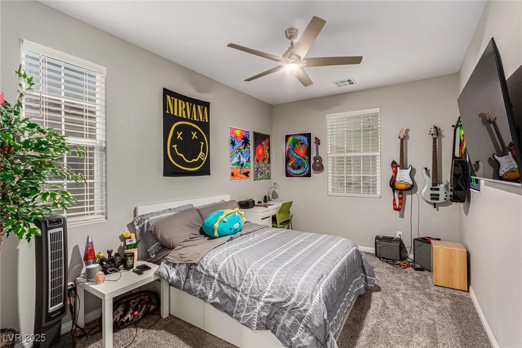 39 Castleton Tower, Henderson, NV 89011