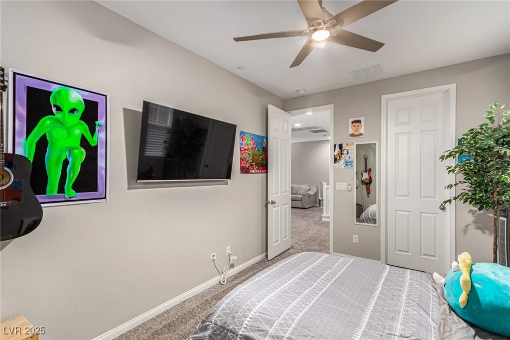 39 Castleton Tower, Henderson, NV 89011
