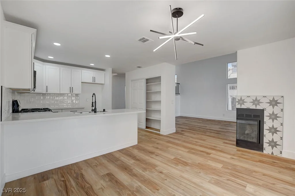5466 Silverheart, Las Vegas, NV 89142