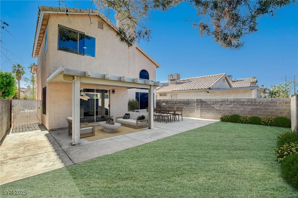 5466 Silverheart, Las Vegas, NV 89142