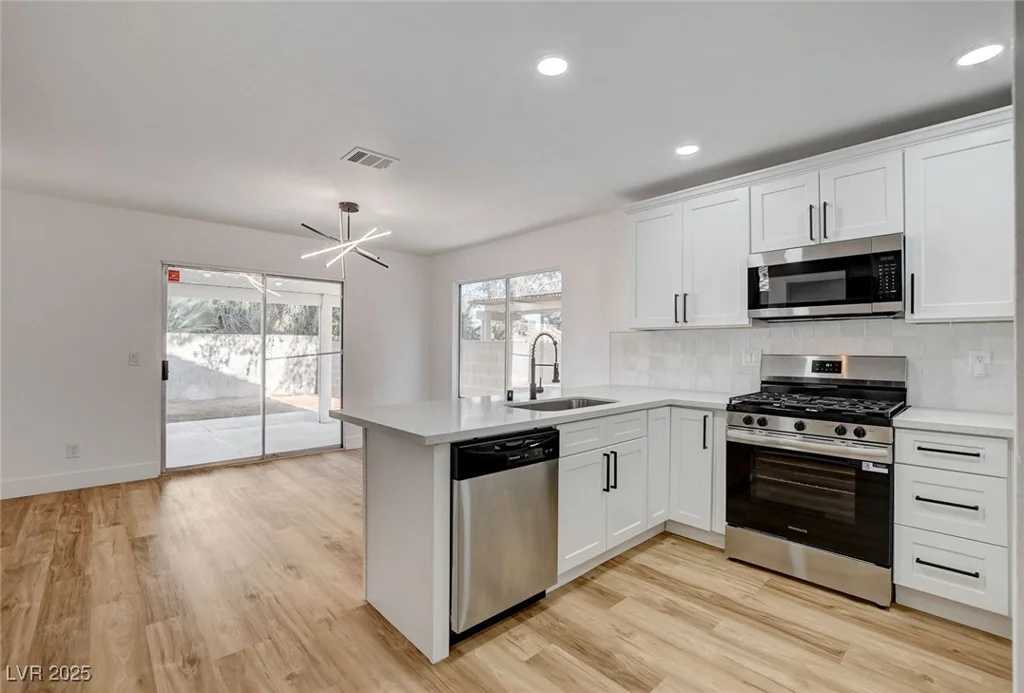 5466 Silverheart, Las Vegas, NV 89142
