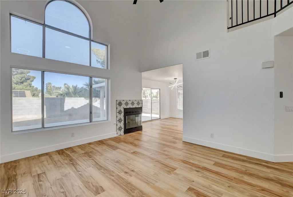 5466 Silverheart, Las Vegas, NV 89142