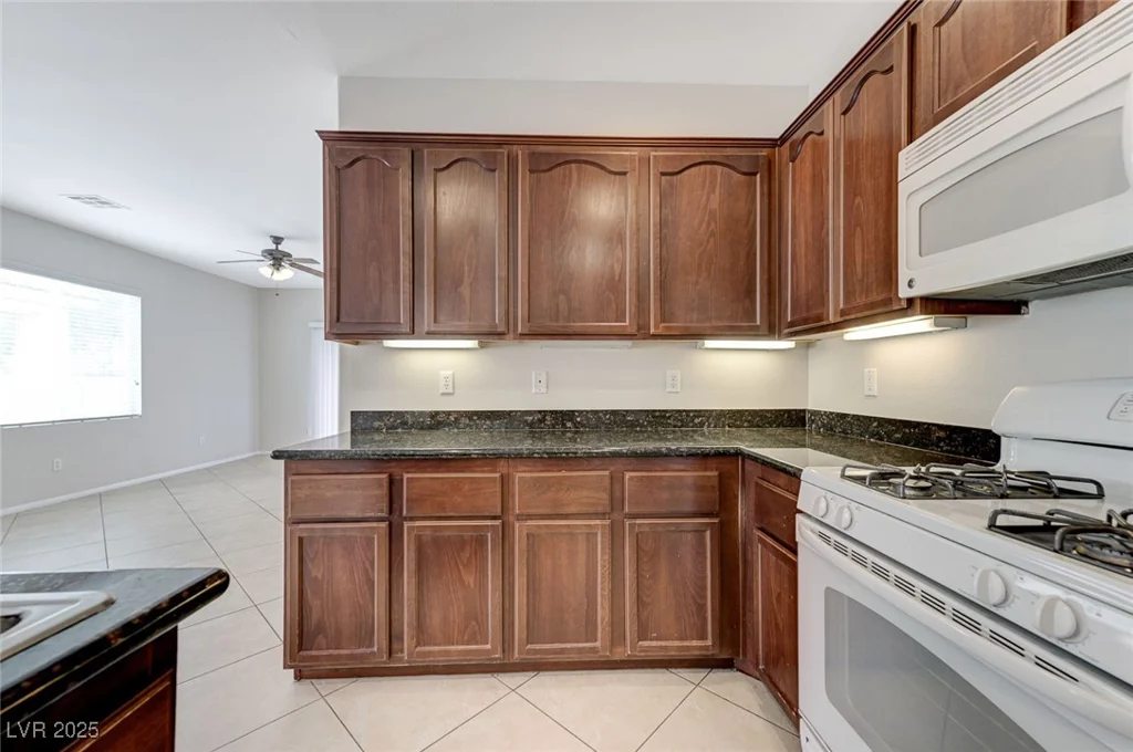4078 Blue Manor, North Las Vegas, NV 89032