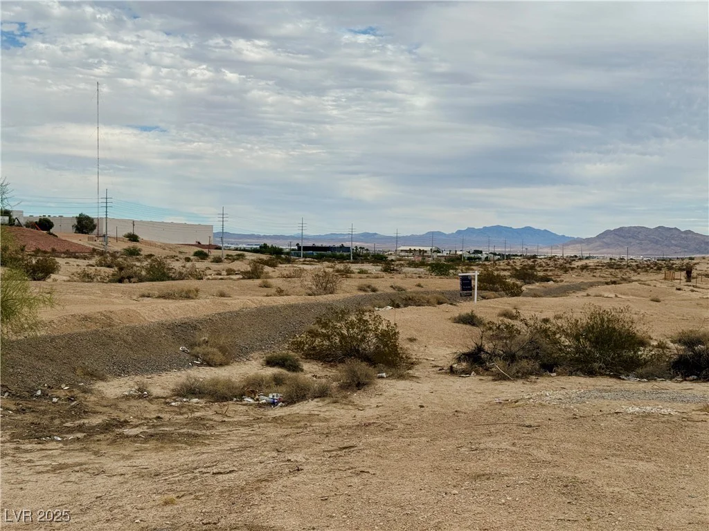 West Mayflower, North Las Vegas, NV 89030