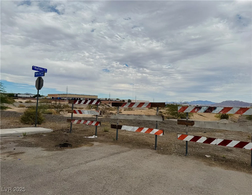 West Mayflower, North Las Vegas, NV 89030