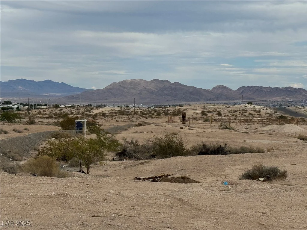 West Mayflower, North Las Vegas, NV 89030