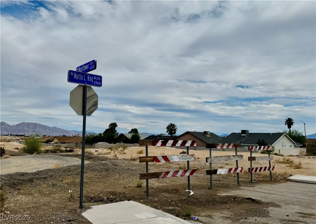 W. Mayflower, North Las Vegas, NV 89030