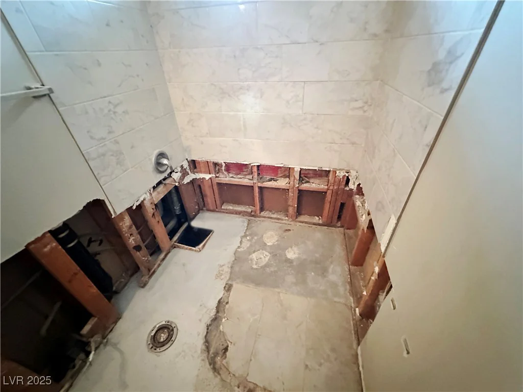 1004 Stone River, North Las Vegas, NV 89030