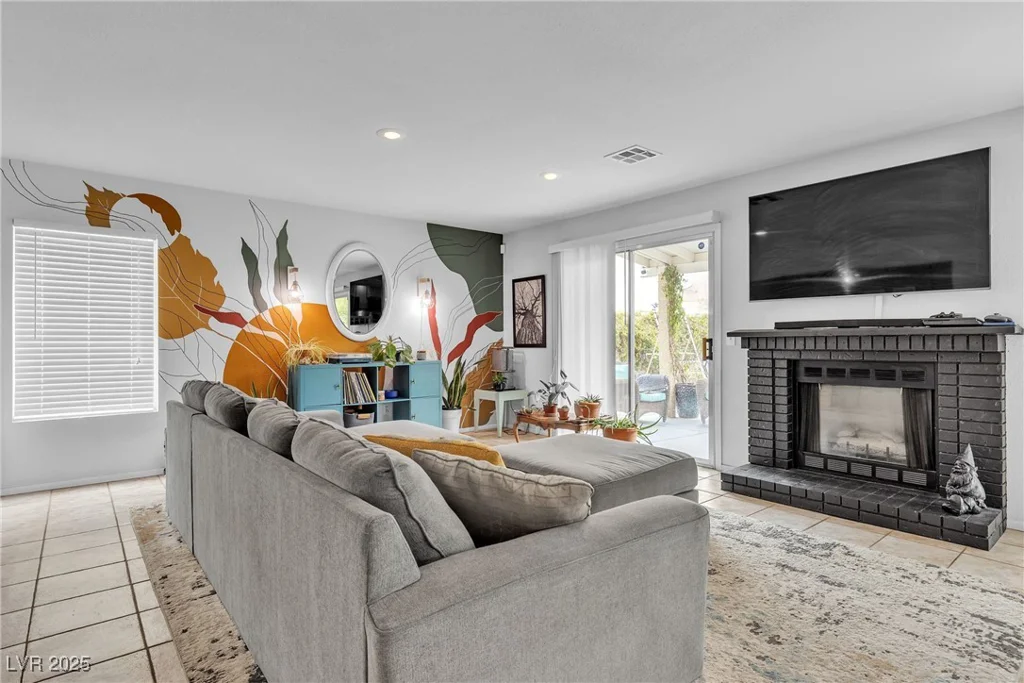 8216 Brittany Harbor, Las Vegas, NV 89128