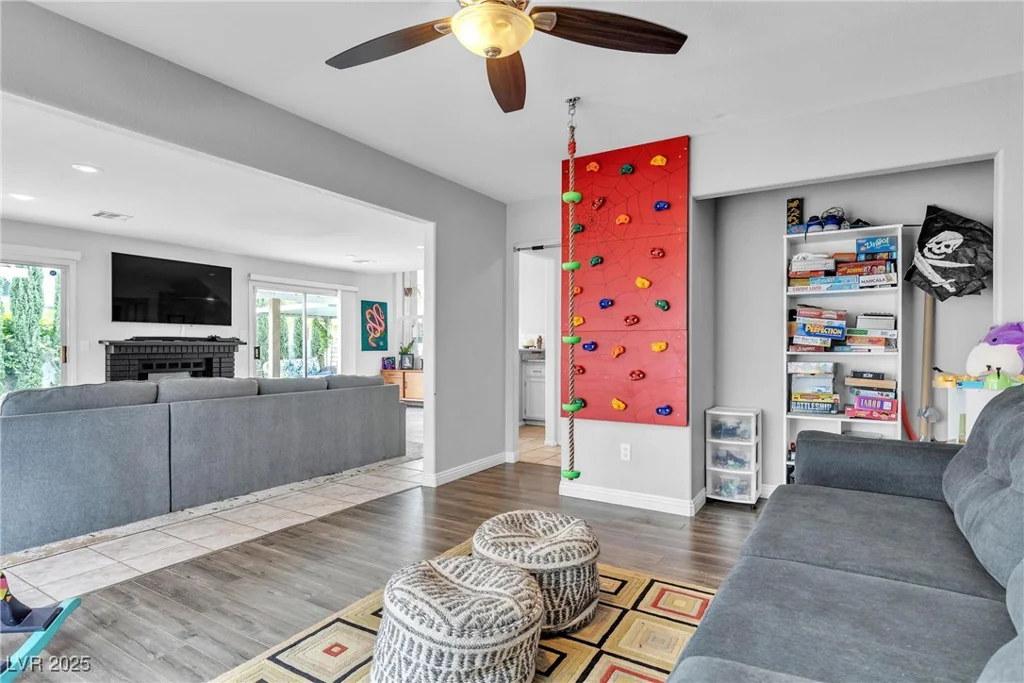8216 Brittany Harbor, Las Vegas, NV 89128