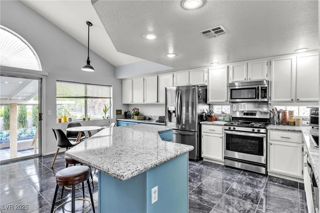8216 Brittany Harbor, Las Vegas, NV 89128