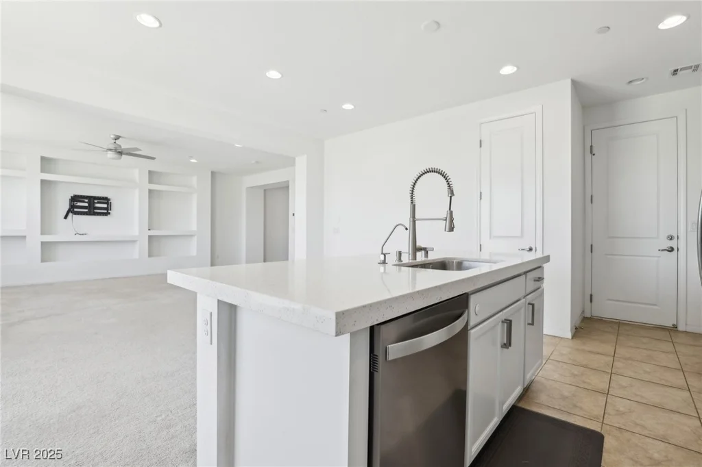 8724 Scalpay, Las Vegas, NV 89166
