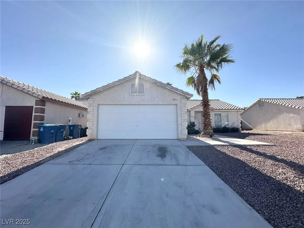 4651 Wild Oak, North Las Vegas, NV 89031