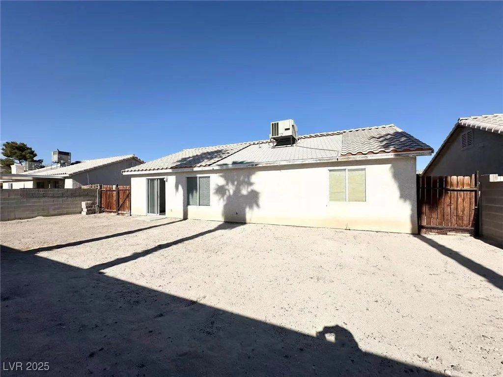 4651 Wild Oak, North Las Vegas, NV 89031