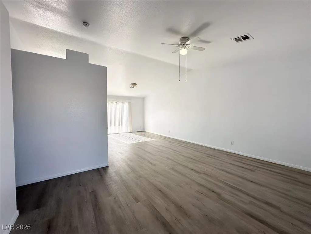 4651 Wild Oak, North Las Vegas, NV 89031