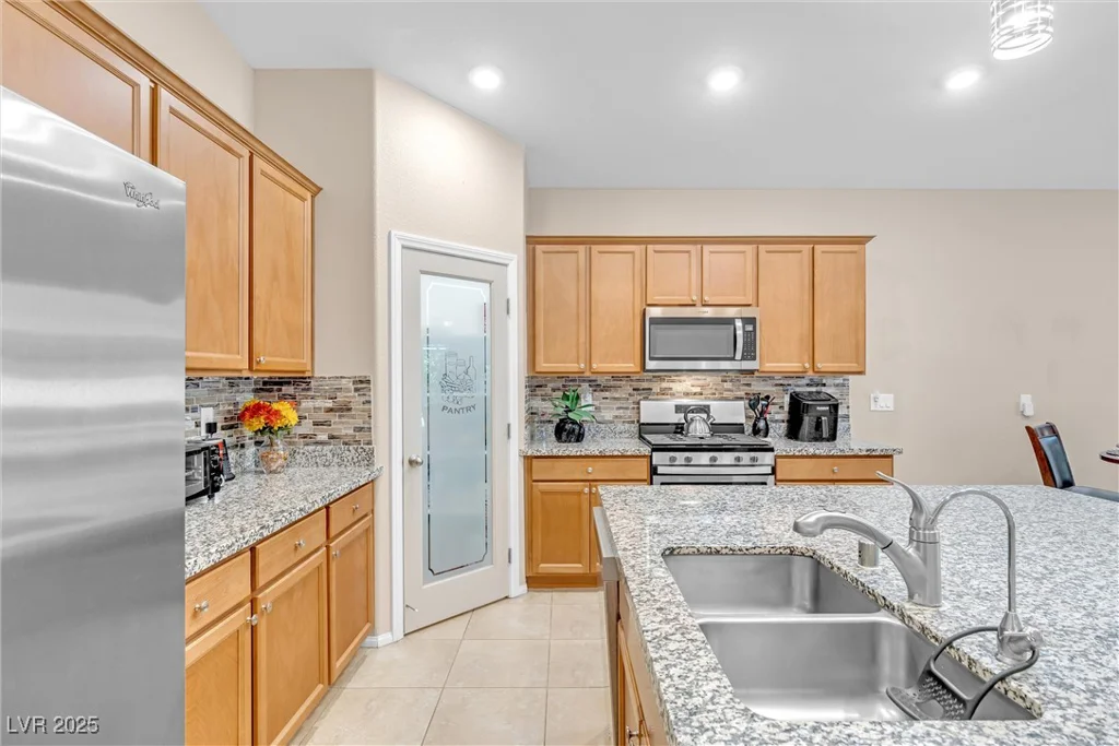 7070 Cinder Horse, Las Vegas, NV 89131